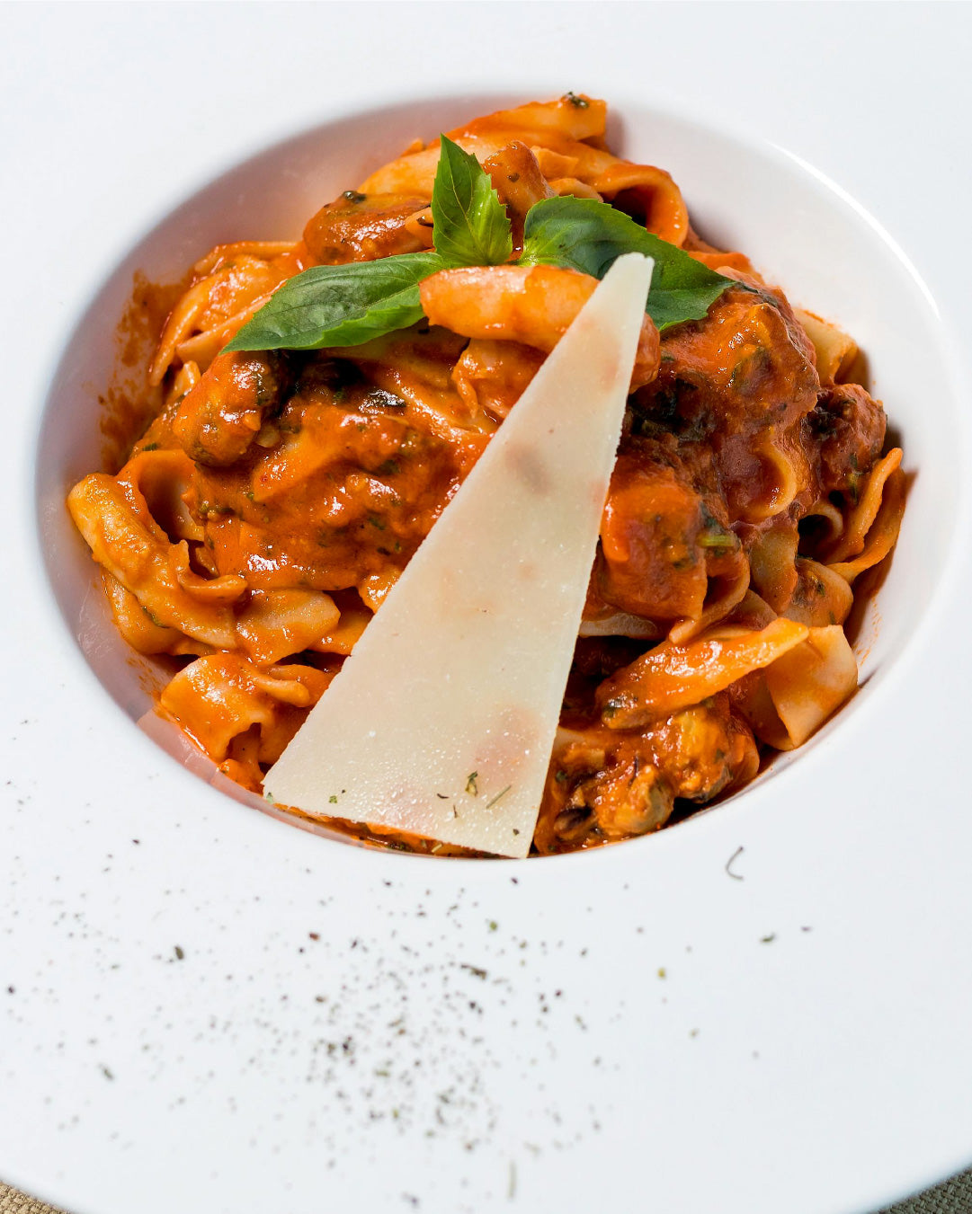 pasta ragu porcini plant based